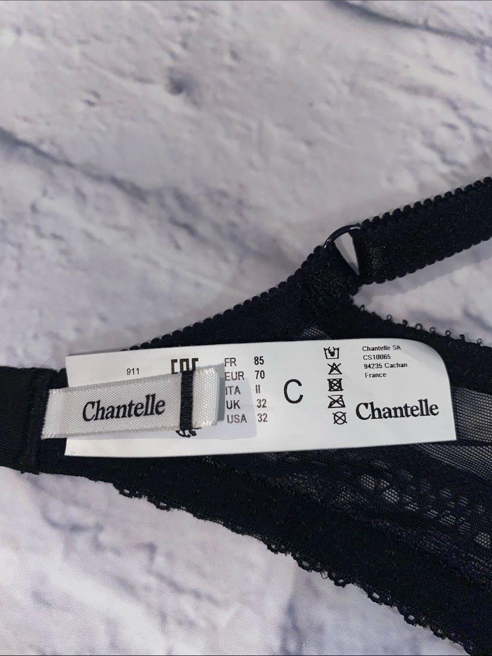 Chantelle Festivite Lace Plunge Bra Black 32C Style#C36820-011 - Picture 7 of 11